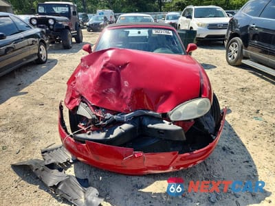 Piąte zdjęcie samochodu w środku: 2003 MAZDA MX-5 MIATA BASE VIN:JM1NB353030304423 - miniatura