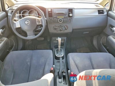 Zdjęcie 8 z 12 samochodu: 2009 NISSAN VERSA 1.8 S VIN:3N1BC13E59L500915 - miniatura