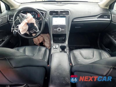 Zdjęcie 8 z 13 samochodu: 2017 FORD FUSION TITANIUM PHEV VIN:3FA6P0SU3HR151972 - miniatura