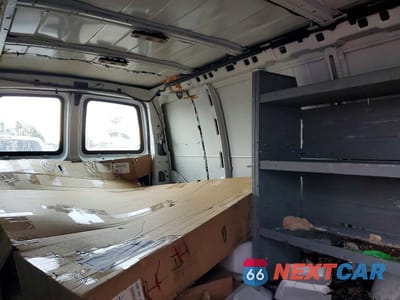 Zdjęcie 11 z 13 samochodu: 2017 CHEVROLET EXPRESS G2500 VIN:1GCWGBFG2H1347020 - miniatura