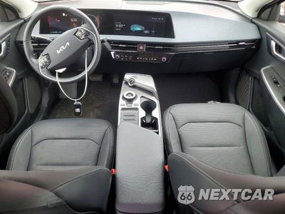 Zdjęcie 8 z 13 samochodu: 2022 KIA EV6 WIND VIN:KNDC3DLC4N5039251 - miniatura