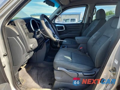 Zdjęcie 7 z 13 samochodu: 2008 HONDA RIDGELINE RT VIN:2HJYK16208H522299 - miniatura