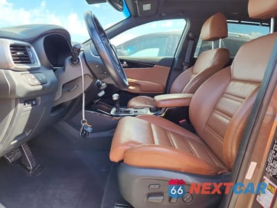 Zdjęcie 7 z 14 samochodu: 2019 KIA SORENTO SX LIMITED V6 VIN:5XYPKDA56KG529458 - miniatura