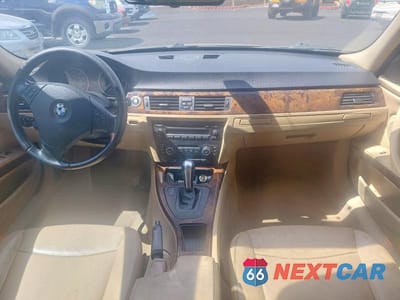 Zdjęcie 9 z 10 samochodu: 2007 BMW 328 XIT VIN:WBAVT73517FZ36209 - miniatura