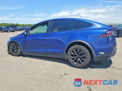 Drugie zdjęcie samochodu z przodu: 2022 TESLA MODEL X VIN:7SAXCAE59NF361559 - miniatura