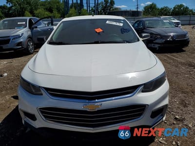 Piąte zdjęcie samochodu w środku: 2018 CHEVROLET MALIBU LS VIN:1G1ZC5ST7JF172665 - miniatura