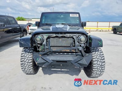 Piąte zdjęcie samochodu w środku: 2013 JEEP WRANGLER UNLIMITED SAHARA VIN:1C4BJWEG5DL503168 - miniatura