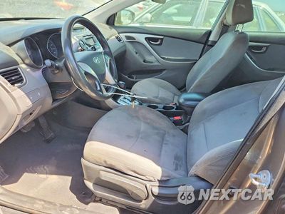 Zdjęcie 7 z 12 samochodu: 2013 HYUNDAI ELANTRA GLS VIN:5NPDH4AEXDH157751 - miniatura