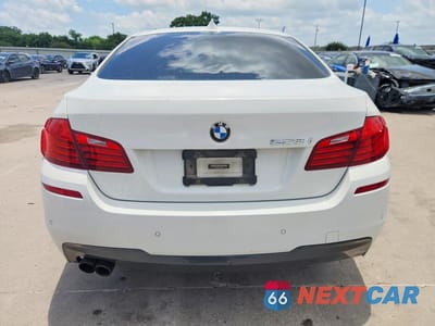Zdjęcie 6 z 12 samochodu: 2016 BMW 528 I VIN:WBA5A5C5XGD529379 - miniatura