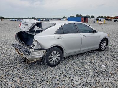 Trzecie zdjęcie samochodu z tyłu: 2010 TOYOTA CAMRY LE VIN:4T1BF3EK3AU012507 - miniatura