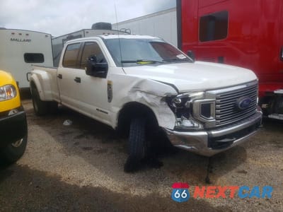 Czwarte zdjęcie samochodu z boku: 2020 FORD F350 SUPER DUTY VIN:1FT8W3DT0LEC22178 - miniatura