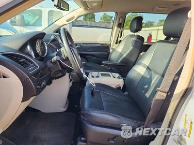 Zdjęcie 7 z 13 samochodu: 2016 CHRYSLER TOWN & COUNTRY TOURING VIN:2C4RC1BG8GR206326 - miniatura