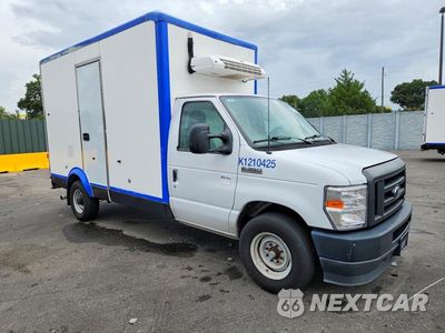 Czwarte zdjęcie samochodu z boku: 2023 FORD E350 REFRIGERATED BOX TRUCK VIN:1FDWE3FK1PDD09741 - miniatura