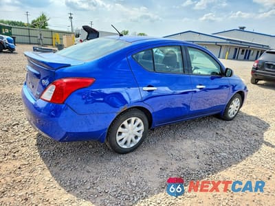 Trzecie zdjęcie samochodu z tyłu: 2014 NISSAN VERSA 1.6 S VIN:3N1CN7AP3EL826972 - miniatura
