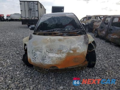 Piąte zdjęcie samochodu w środku: 2010 MAZDA CX-7 VIN:JM3ER4W35A0306690 - miniatura