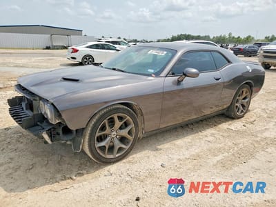 2017 DODGE CHALLENGER SXT 2C3CDZAGXHH501426 - główne zdjęcie licytacji z USA - miniatura