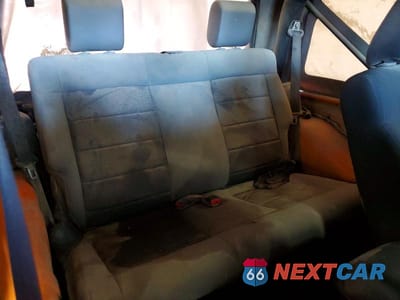 Zdjęcie 10 z 13 samochodu: 2012 JEEP WRANGLER SAHARA VIN:1C4AJWBG1CL228607 - miniatura