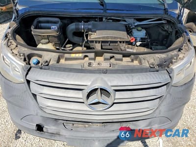Zdjęcie 12 z 13 samochodu: 2019 MERCEDES BENZ SPRINTER 2500 DELIVERY VAN VIN:WD4PF1CDXKP121362 - miniatura