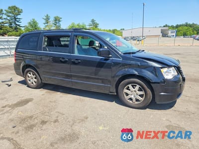 Czwarte zdjęcie samochodu z boku: 2008 CHRYSLER TOWN & COUNTRY TOURING VIN:2A8HR54P08R839461 - miniatura