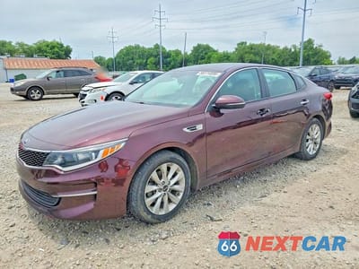 2017 KIA OPTIMA LX 5XXGT4L39HG147379 - główne zdjęcie licytacji z USA - miniatura