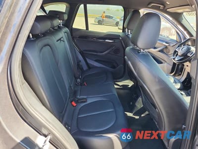 Zdjęcie 10 z 12 samochodu: 2018 BMW X1 SDRIVE28I VIN:WBXHU7C35J5H41566 - miniatura