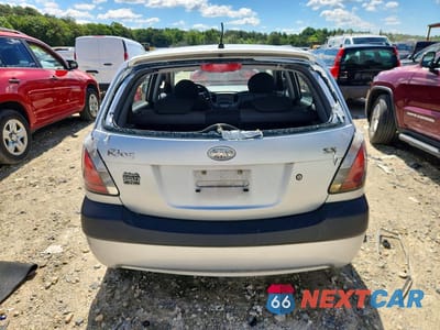 Zdjęcie 6 z 12 samochodu: 2006 KIA RIO 5 VIN:KNADE163866089250 - miniatura