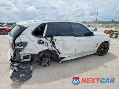 Trzecie zdjęcie samochodu z tyłu: 2017 BMW X5 SDRIVE35I VIN:5UXKR2C50H0U19722 - miniatura