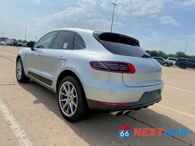 Trzecie zdjęcie samochodu z tyłu: 2015 PORSCHE MACAN S VIN:WP1AB2A53FLB55393 - miniatura