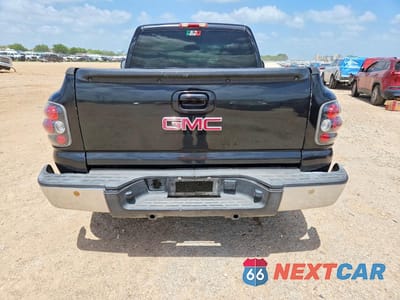 Zdjęcie 6 z 13 samochodu: 2003 GMC NEW SIERRA C1500 VIN:1GTEC14V53Z103729 - miniatura