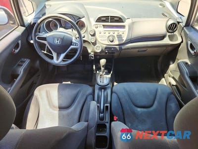 Zdjęcie 8 z 13 samochodu: 2010 HONDA FIT SPORT VIN:JHMGE8H4XAS016636 - miniatura