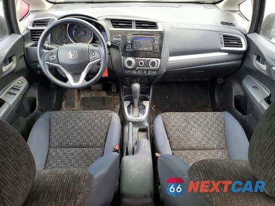 Zdjęcie 8 z 12 samochodu: 2016 HONDA FIT LX VIN:JHMGK5H56GX027967 - miniatura
