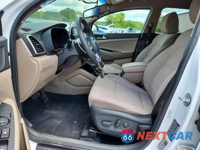 Zdjęcie 7 z 14 samochodu: 2019 HYUNDAI TUCSON SEL VIN:KM8J3CAL7KU058023 - miniatura