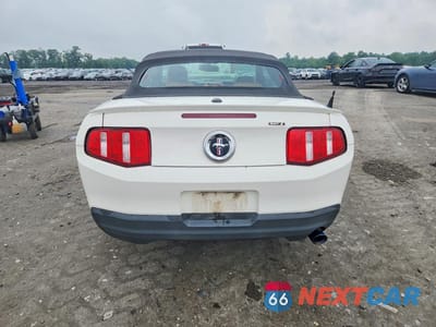 Zdjęcie 6 z 12 samochodu: 2010 FORD MUSTANG VIN:1ZVBP8EN6A5174373 - miniatura