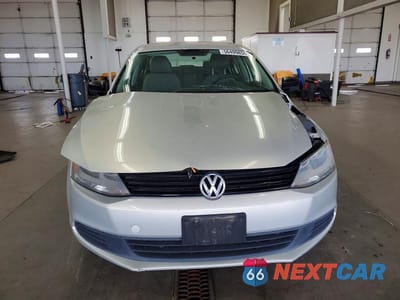 Piąte zdjęcie samochodu w środku: 2011 VOLKSWAGEN JETTA BASE VIN:3VW2K7AJ8BM065615 - miniatura