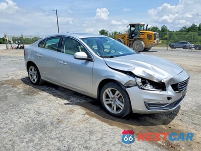 Czwarte zdjęcie samochodu z boku: 2014 VOLVO S60 T5 VIN:YV1612FS0E2271934 - miniatura