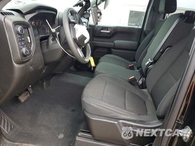 Zdjęcie 7 z 12 samochodu: 2021 CHEVROLET SILVERADO K1500 CUSTOM VIN:1GCUYBEFXMZ403097 - miniatura