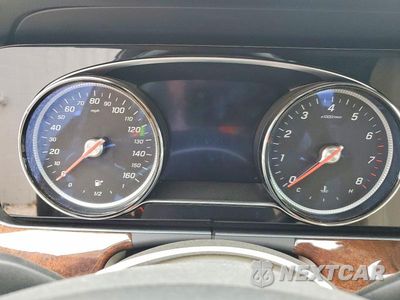 Zdjęcie 9 z 12 samochodu: 2017 MERCEDES-BENZ E 300 4MATIC VIN:WDDZF4KB6HA233968 - miniatura