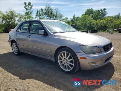 Czwarte zdjęcie samochodu z boku: 2003 LEXUS IS 300 VIN:JTHBD192330074801 - miniatura