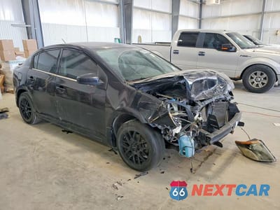 Czwarte zdjęcie samochodu z boku: 2010 NISSAN SENTRA 2.0 VIN:3N1AB6AP7AL602253 - miniatura