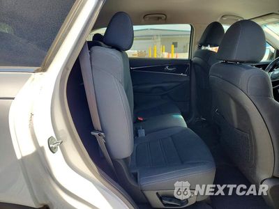 Zdjęcie 11 z 14 samochodu: 2020 KIA SORENTO LX VIN:5XYPG4A35LG688330 - miniatura