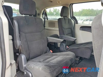 Zdjęcie 11 z 13 samochodu: 2016 DODGE GRAND CARAVAN SXT VIN:2C4RDGCG0GR235110 - miniatura