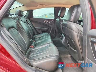 Zdjęcie 10 z 13 samochodu: 2016 CHRYSLER 200 LIMITED VIN:1C3CCCAB6GN191236 - miniatura