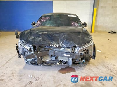 Piąte zdjęcie samochodu w środku: 2026 KIA K4 LXS VIN:3KPFT4DEXTE317648 - miniatura
