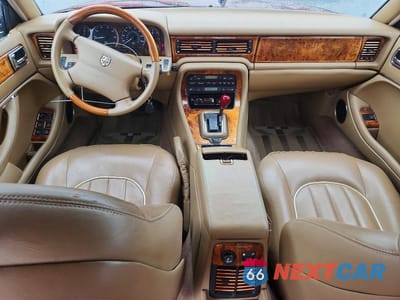 Zdjęcie 8 z 12 samochodu: 1995 JAGUAR VANDENPLAS VIN:SAJKX1748SC723259 - miniatura
