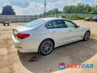 Trzecie zdjęcie samochodu z tyłu: 2020 BMW 530 XI VIN:WBAJR7C07LCD16416 - miniatura