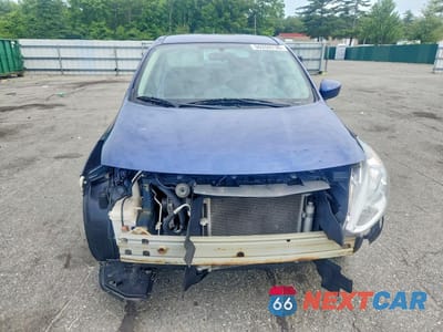 Piąte zdjęcie samochodu w środku: 2018 NISSAN VERSA SV VIN:3N1CN7APXJL800749 - miniatura