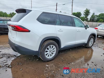 Trzecie zdjęcie samochodu z tyłu: 2024 TOYOTA GRAND HIGHLANDER XLE VIN:5TDAAAB53RS012265 - miniatura