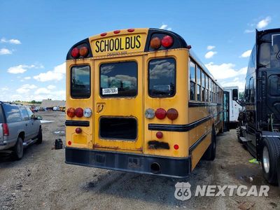 Czwarte zdjęcie samochodu z boku: 2013 IC CORPORATION CE SERIES SCHOOL - SCHOOL BUS VIN:4DRBUSKN2DB300078 - miniatura