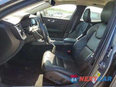 Zdjęcie 7 z 12 samochodu: 2021 VOLVO S60 T5 MOMENTUM VIN:7JR102TZ5MG118683 - miniatura