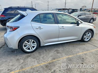 Trzecie zdjęcie samochodu z tyłu: 2019 TOYOTA COROLLA HATCHBACK SE VIN:JTNK4RBE3K3060667 - miniatura